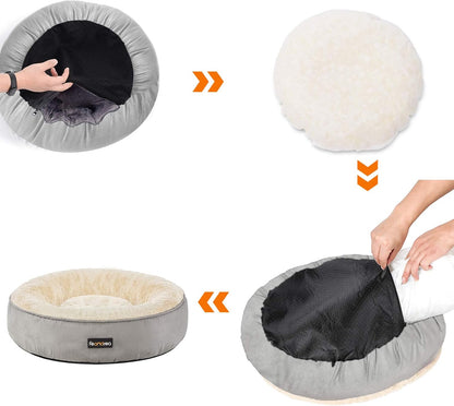 FEANDREA 犬 ベッド ペットベッド 猫 犬クッション ふわふわ 滑り止め 洗える ペットソファー 可愛いドーナツ型 中小型犬用 マット PGW050G01